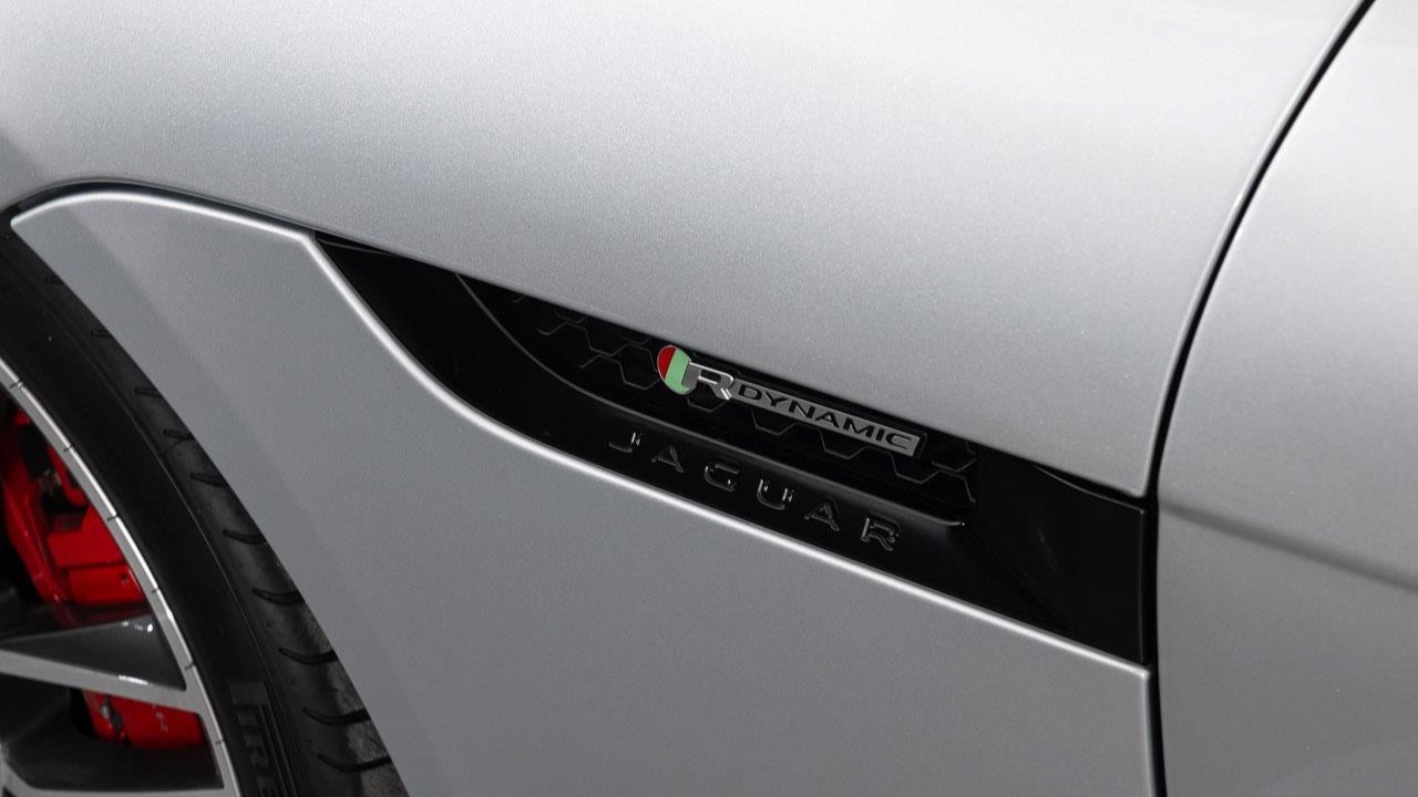 2019 Jaguar F-Type R-Dynamic